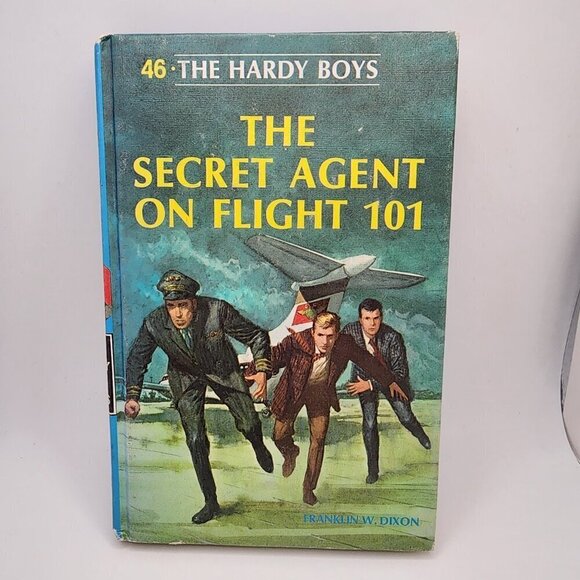 Vintage "The Hardy Boys: The Secret Agent On Flight 101" Book # 46 - Picture 1 of 16